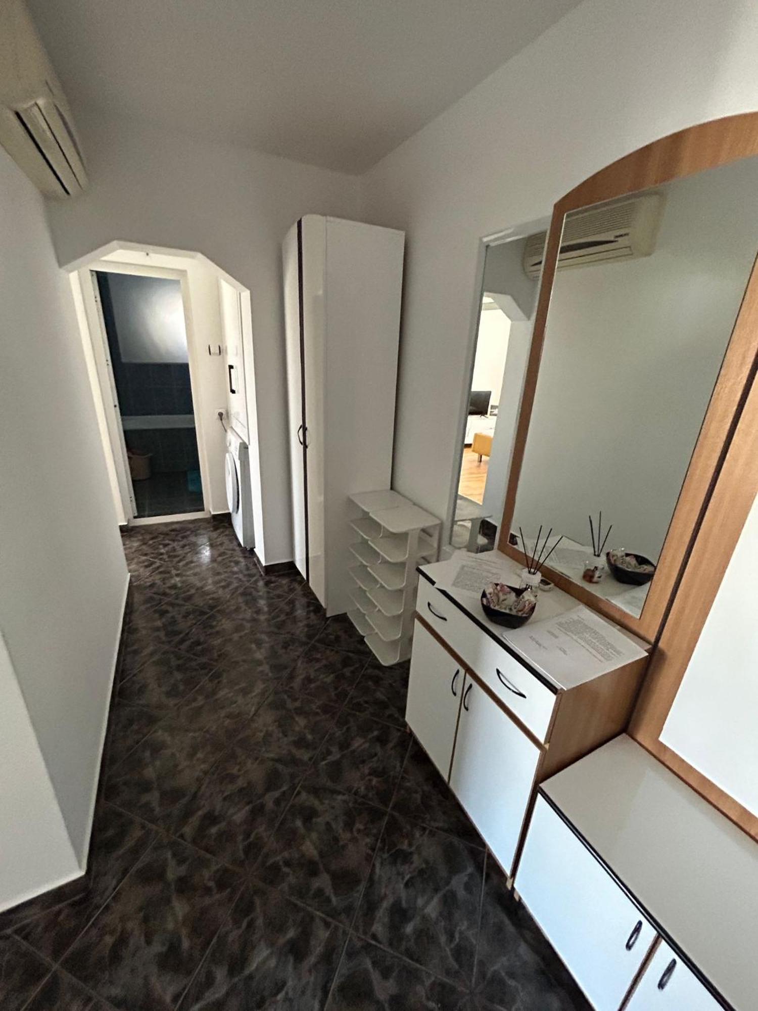 Sj Apartment Tulcea Eksteriør billede