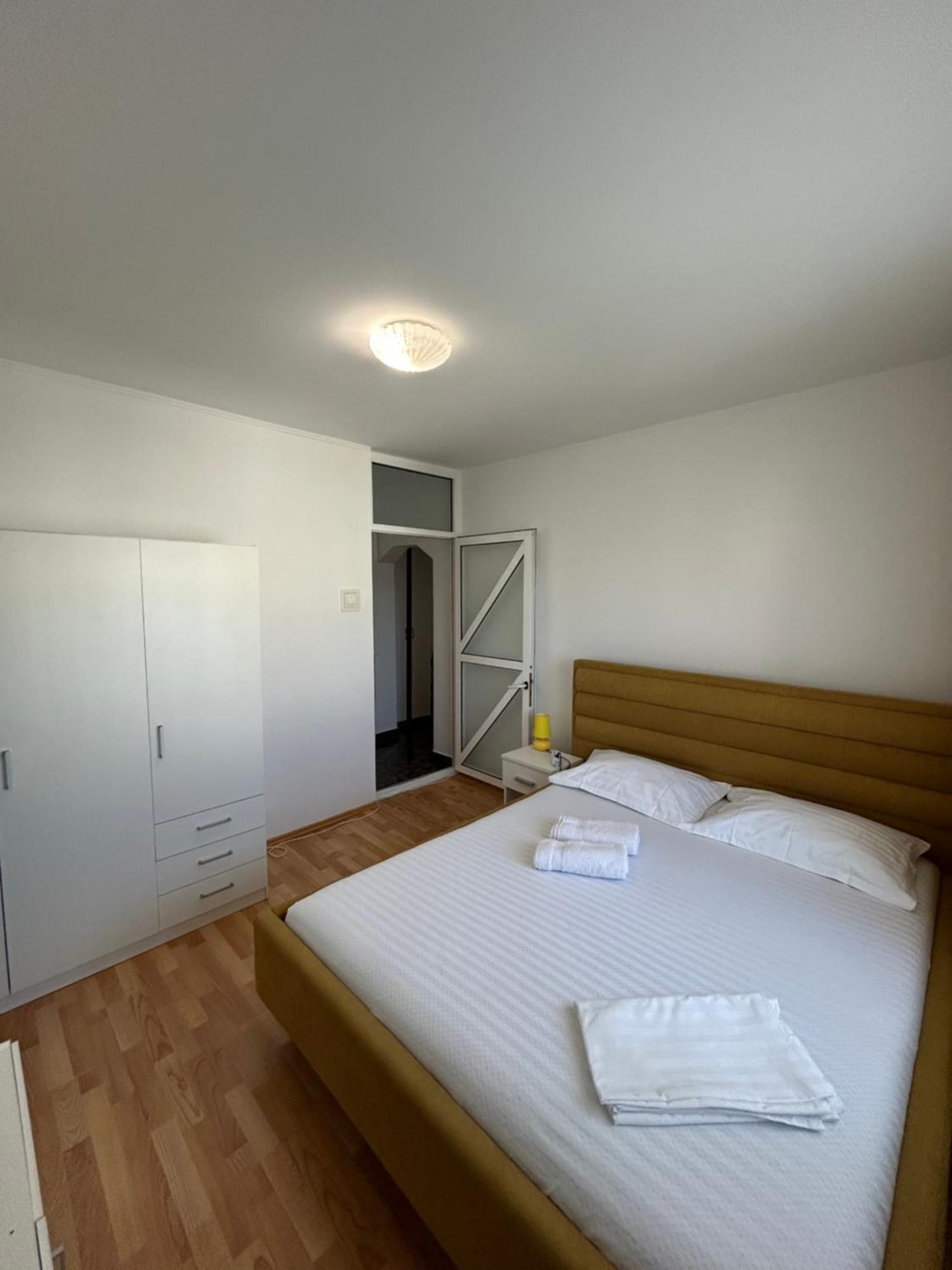 Sj Apartment Tulcea Eksteriør billede